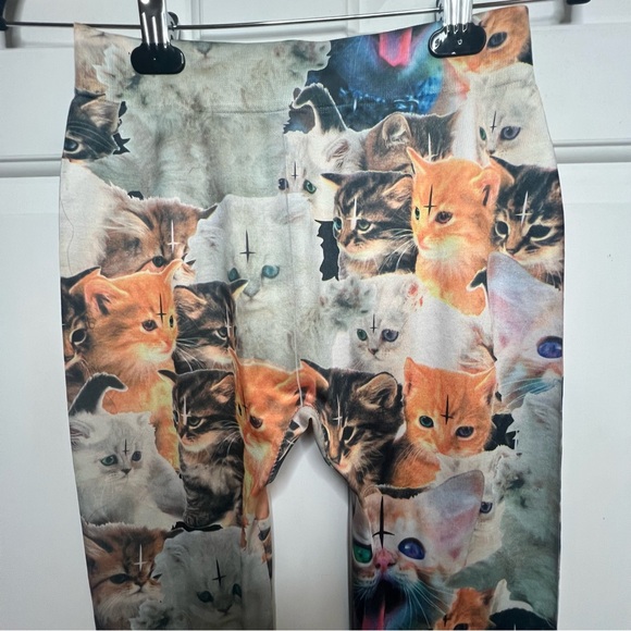 Satanic Inverted Cross Cat Leggings (S) - Picture 3 of 8